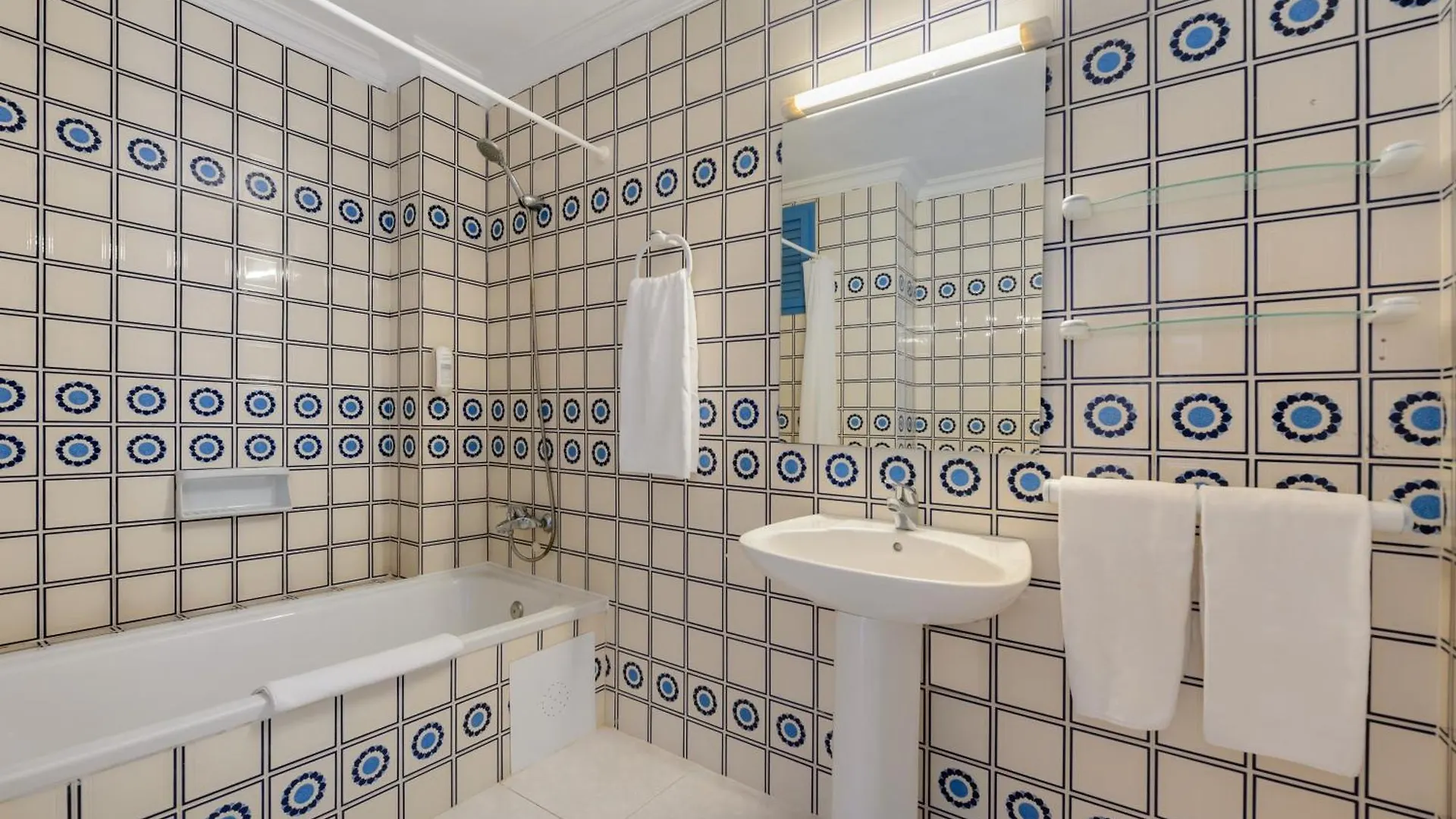 Hotel Apartamentos Vibra Monterrey 샌안토니오 아파트호텔